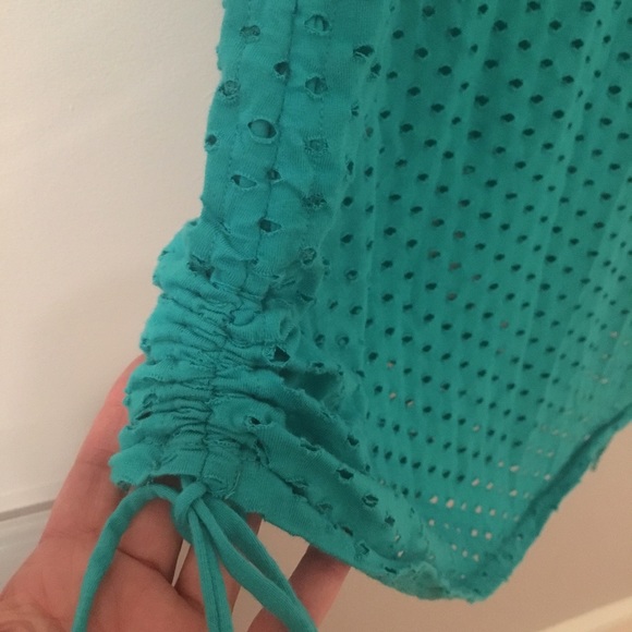 H&M Convertible beach cover up with side ties. - Picture 6 of 6